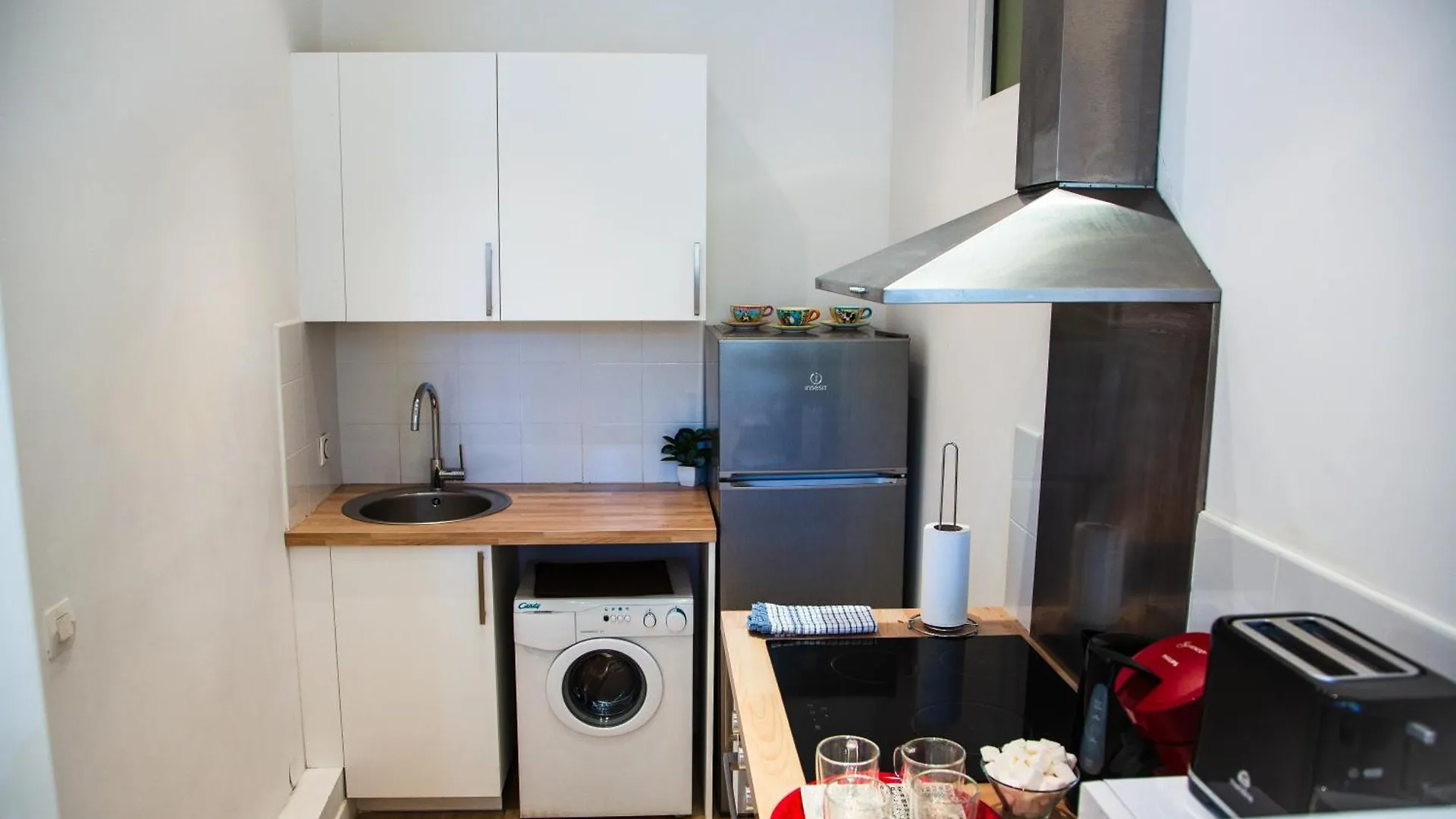 Appartement 3P Paradis 5 Minutes De La Plage Ac Nizza 0*,  Frankreich